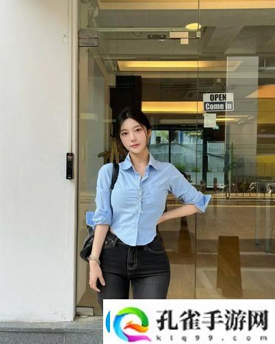 李淑芬在厨房被猛烈进进出出