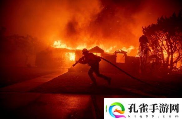 洛杉矶遭遇史上最具破坏性火灾