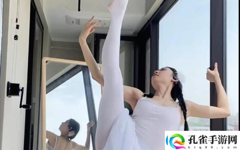 宝贝腿抬起来HH