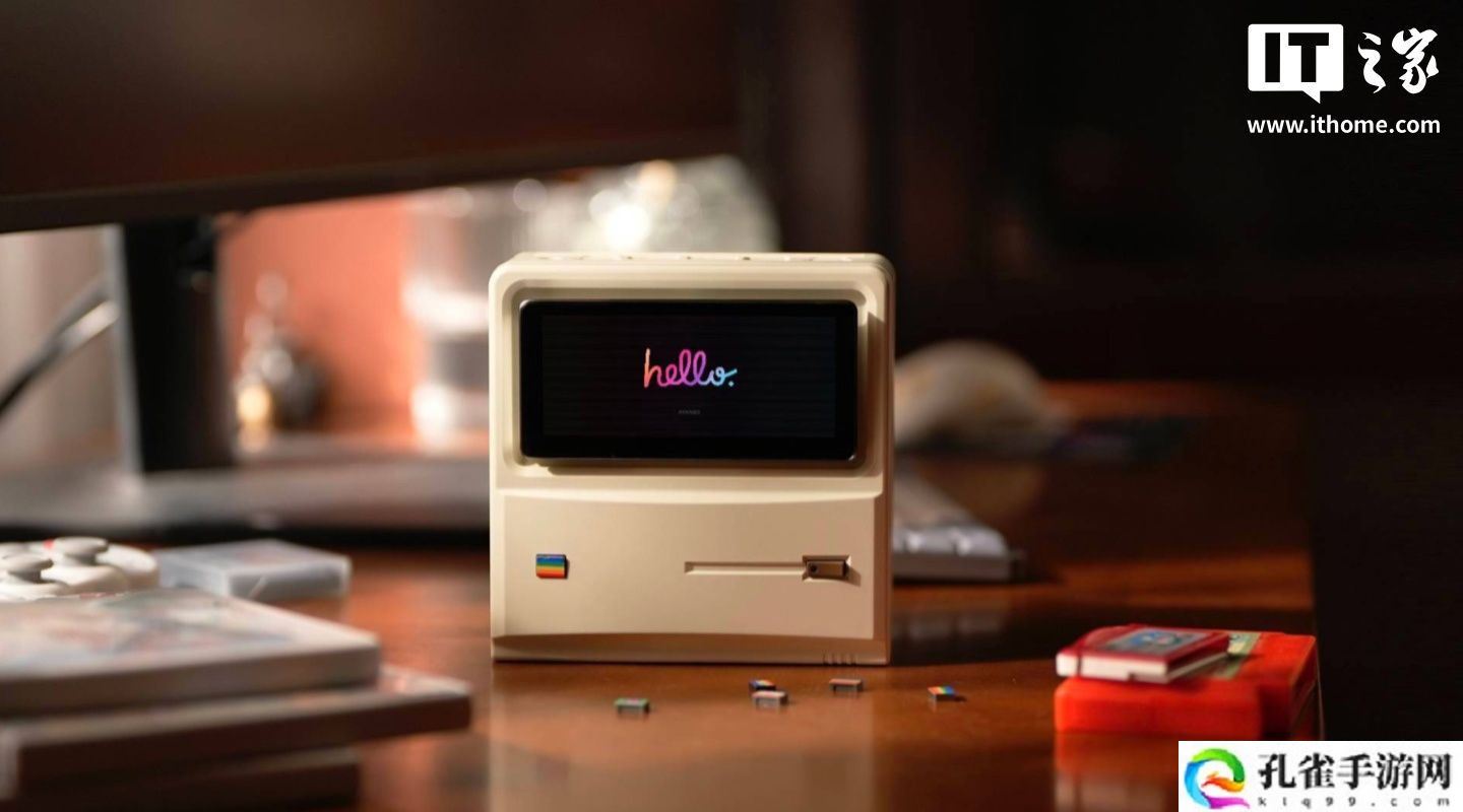AYANEO Retro Mini PC AM01S 迷你主机规格公布:可选 AI 9 HX 370、搭 4 英寸可调角度触控翻转屏
