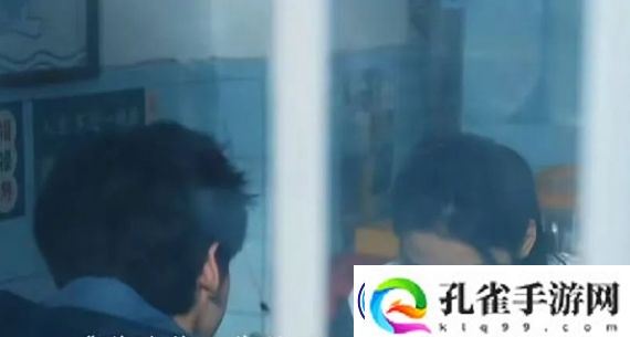 同样表演吃面条-28岁章若楠与29岁虞书欣对比-差距一下子就出来了