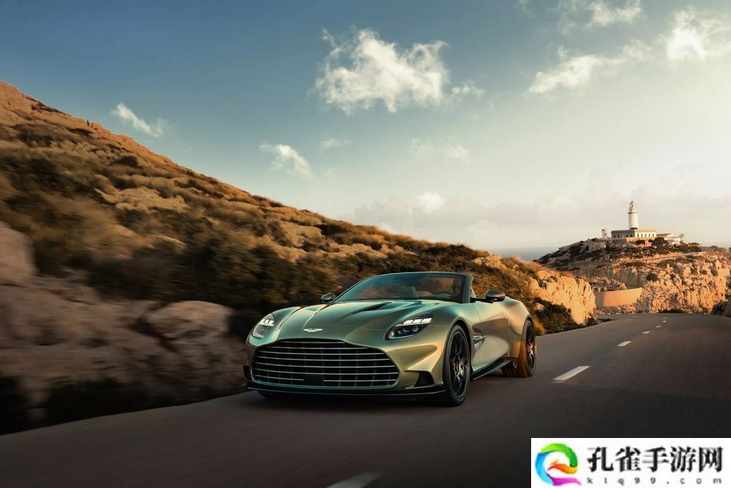 全球最快前置引擎敞篷车：阿斯顿・马丁 Vanquish Volante 咆哮登场，824 马力极速 344 km/h