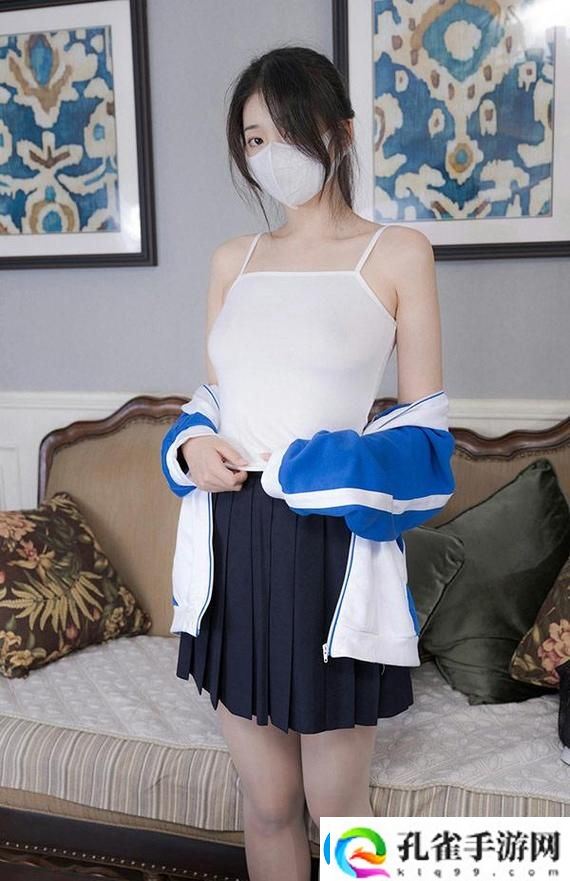 为什么夏天校服太透了R头凸出来了