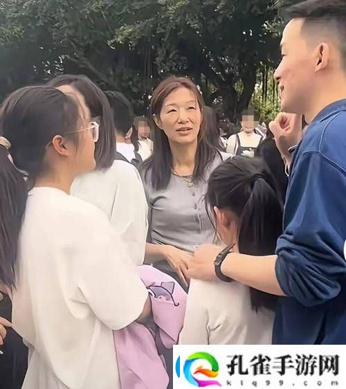 老婆被快递员干了一下午引发热议