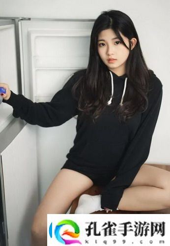 男生女生一起差差30分钟轮滑鞋