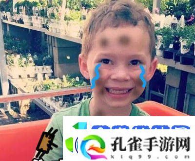 2021贫穷使我快乐的表情包2021贫穷使我快乐假笑男孩表情包大全分享