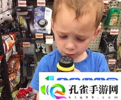 2021贫穷使我快乐的表情包2021贫穷使我快乐假笑男孩表情包大全分享