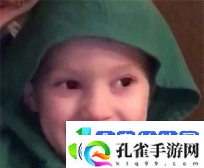 2021贫穷使我快乐的表情包2021贫穷使我快乐假笑男孩表情包大全分享